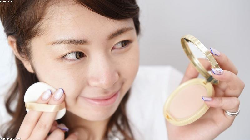 科学评测指南：如何透过成分表看穿护肤品真实功效？